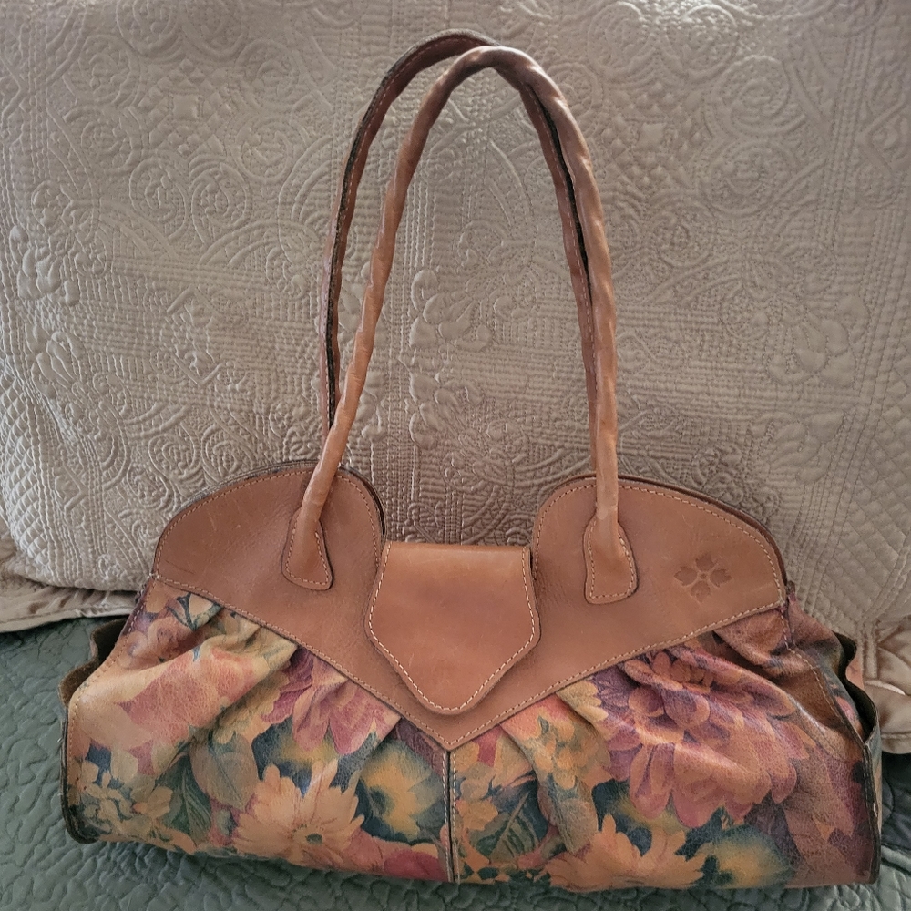 Patricia Nash "Lione" Floral Tote